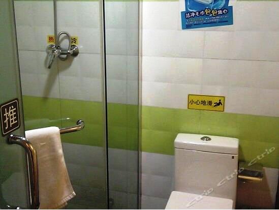 鑫魯禹超低溫空氣源熱泵廠家熱水工程 鑫魯禹超低溫空氣源熱泵廠家熱水工程