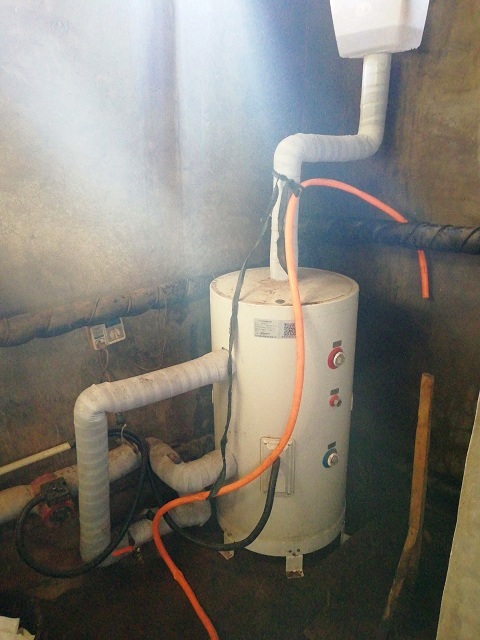 魯禹低溫空氣源熱泵LYK-15RD(5匹)適配水箱 魯禹低溫空氣源熱泵LYK-15RD(5匹)適配水箱